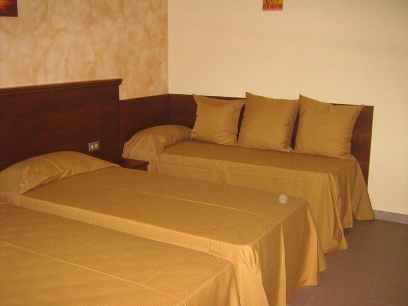 Hostiliae Ciminiera Hotel Ostiglia Exterior foto