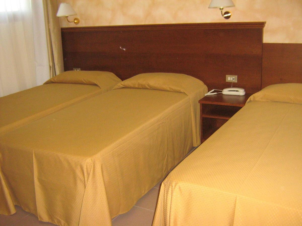 Hostiliae Ciminiera Hotel Ostiglia Habitación foto